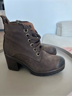 Bueno Dark Brown Lace-Up Block Heel Ankle Boots
